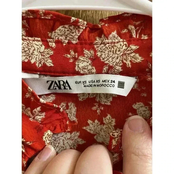 ZARA Red Floral Print Shirt Top Tied Ruffle Collar Long Sleeve Ruffle Trim Sz XS - Picture 3 of 8